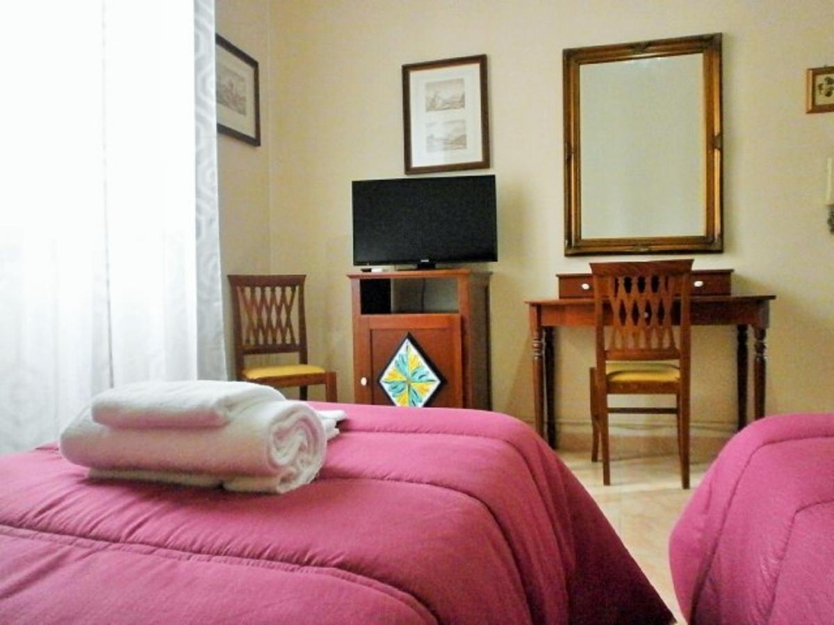 I Cappuccini Rooms Катания Экстерьер фото