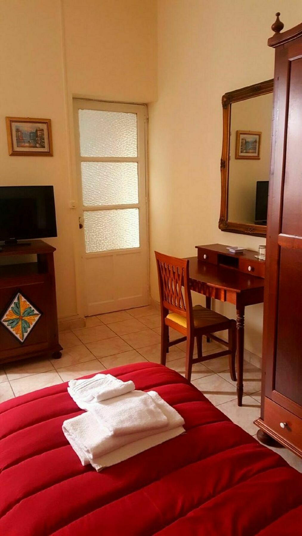 I Cappuccini Rooms Катания Экстерьер фото